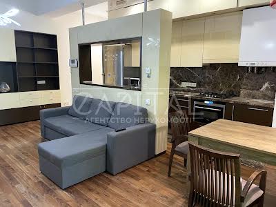 квартира за адресою Антоновича вул. (Горького), 14б