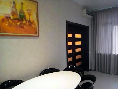 квартира за адресою Коперника вул., 12д