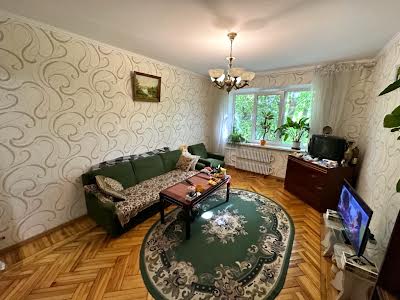 квартира за адресою Слави бульв., 18