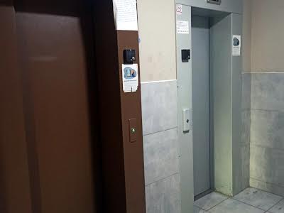 квартира за адресою Олешківська вул. (Орловська), 15