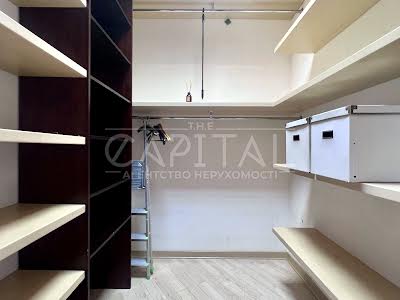 квартира за адресою Шота Руставелі вул., 44