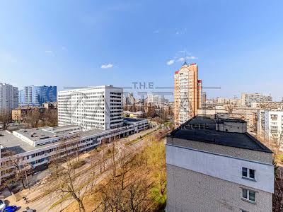 квартира за адресою Андрія Верхогляда вул. (Михайла Драгомирова), 2-А