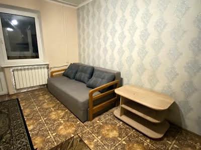 квартира за адресою Романа Шухевича просп. (Генерала Ватутіна), 14-А