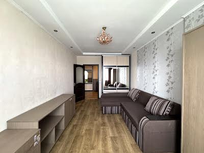 квартира за адресою Миколи Закревського вул., 42