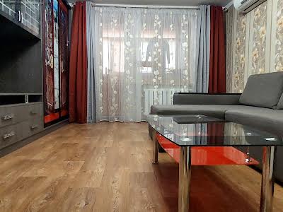 квартира за адресою Садовая, 9