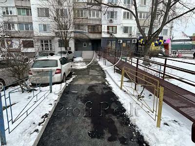 квартира за адресою Оболонська пл. (Дружби Народів СРСР), 1
