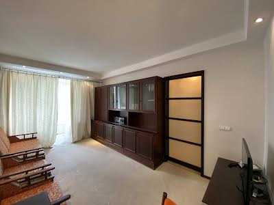 квартира за адресою Авіаконструктора Антонова вул., 15А