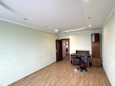 квартира по адресу Александра Мишуги ул., 2