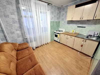 квартира за адресою Каштанова вул., 1/9
