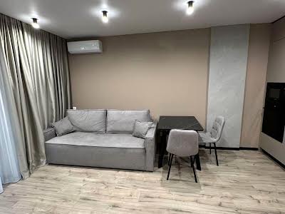 квартира за адресою Тадея Рильського бульв., 4
