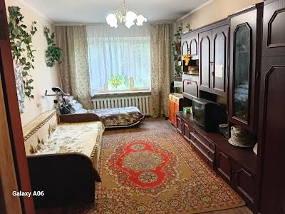 квартира за адресою Владислава Бувалкіна вул. (Бочарова Генерала), 55