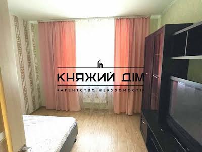 квартира по адресу Вишнева ул., 27