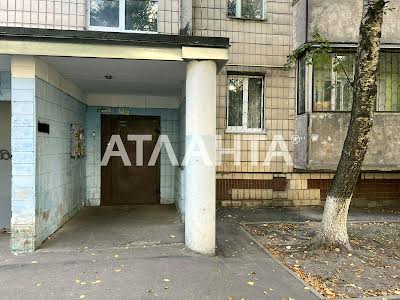 квартира за адресою Дмитра Луценка вул. (Крейсера 'Аврора'), 5б