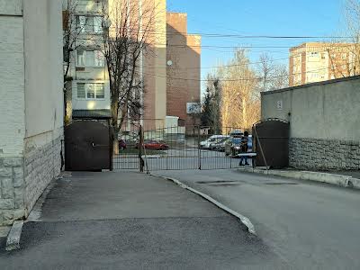 квартира за адресою Репіна, 18