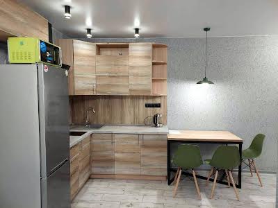 квартира за адресою Луговська вул., 255