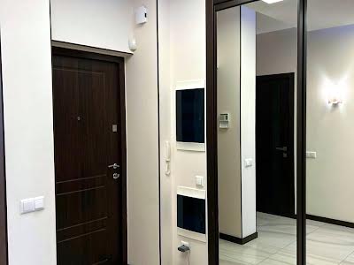 квартира за адресою Регенераторна вул., 4
