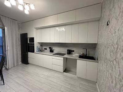 квартира за адресою Ревуцького вул., 54б
