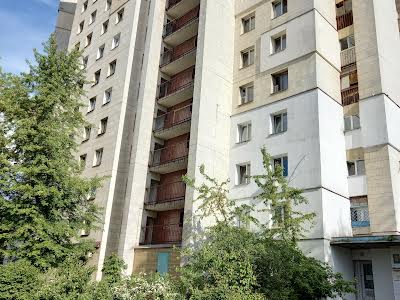 комната по адресу Азербайджанская ул. (Бакинських Комісарів), 8-Б