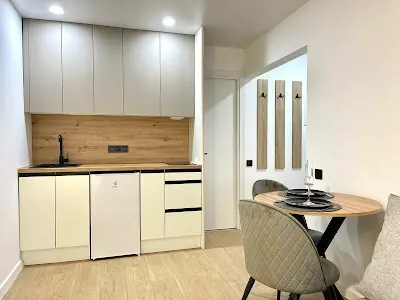квартира за адресою Дніпровська набережна вул., 5-А