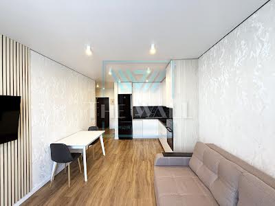 квартира за адресою Генерала Грекова вул., 4