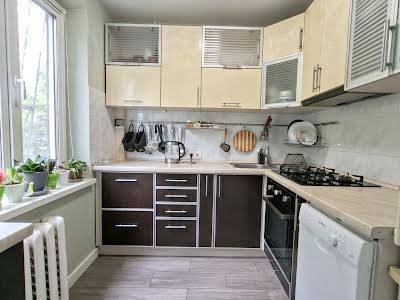 квартира за адресою Космонавта Поповича вул. (Космонавта Волкова), 20-А