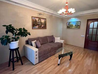 квартира за адресою Петра Григоренка просп., 5