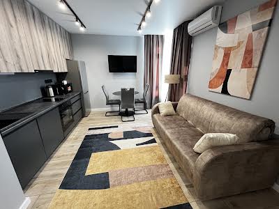 квартира за адресою Менделєєва вул., 19
