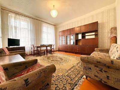 квартира по адресу Семафорная ул., 3