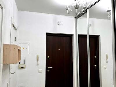 квартира за адресою Регенераторна вул., 4