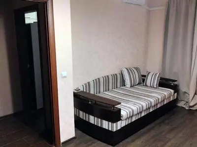 квартира за адресою Бориса Гмирі вул., 12-Б