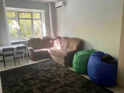 квартира за адресою Набережно-Лугова вул., 5
