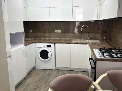 квартира за адресою Ольги Кисілевської вул., 27