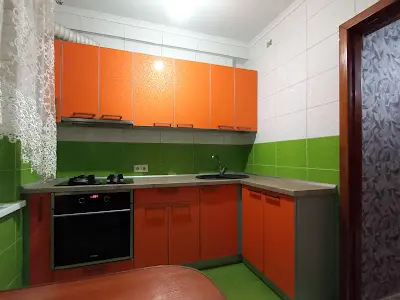 квартира за адресою Богатирська вул., 10