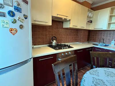 квартира за адресою Озерна вул., 22