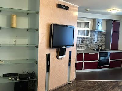 квартира за адресою Полякова, 23