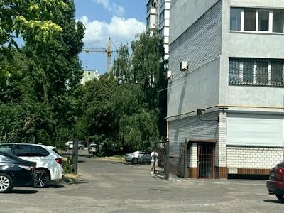 комерційна за адресою Різдв'яна вул., 50