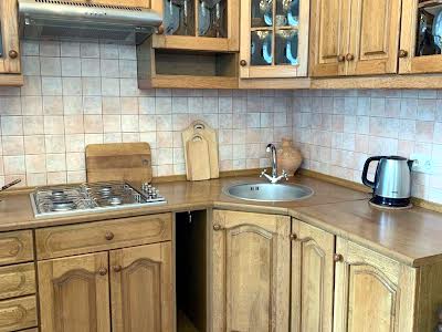 квартира за адресою Назарівська вул. (Вєтрова), 25