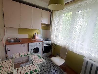 квартира за адресою Михайла Донця вул., 27