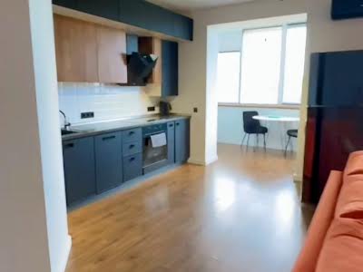 квартира по адресу Мостобудівників ул., 18