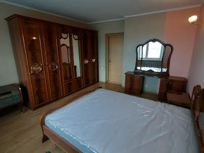 квартира за адресою Прибузька вул., 20
