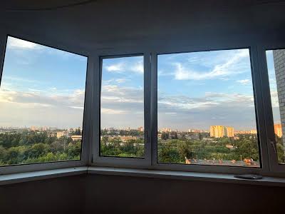 квартира за адресою Сім'ї Стешенків вул. (Тимофія Строкача), 3
