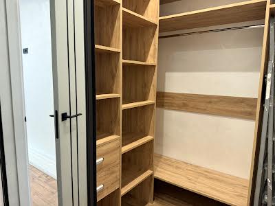 квартира за адресою Молодіжна, 8