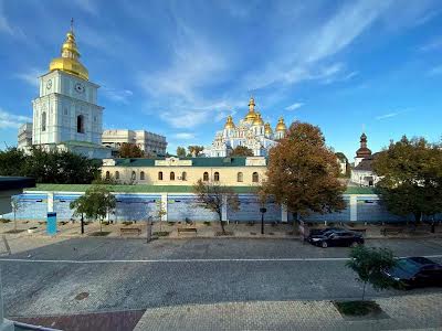 квартира по адресу Трёхсвятительская ул., 13