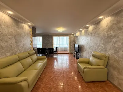 квартира за адресою Митрополита Василя Липківського вул. (Урицького), 23
