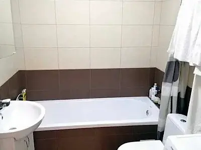 квартира за адресою Богатирська вул., 6-А