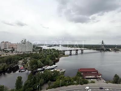 квартира за адресою Степана Бандери просп., 32-Д