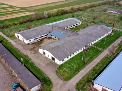 комерційна за адресою Українська, 100