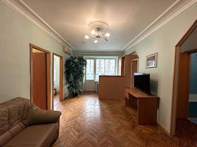 квартира по адресу Леси Украинки бульв., 15