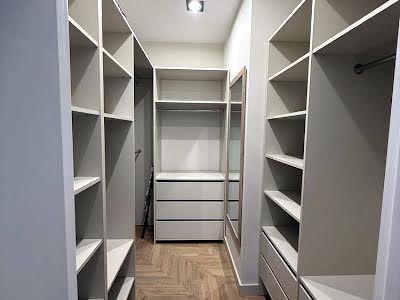 квартира за адресою Юнацька вул., 19