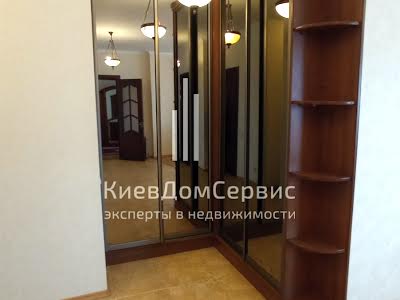квартира за адресою Дмитрівська вул., 69